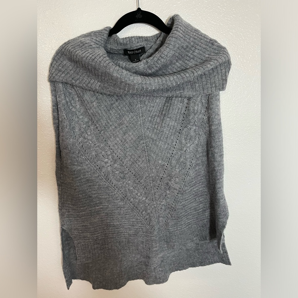 Women’s White House Black Market Grey Sweater Tunic Sz Small